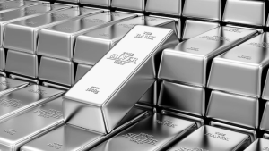 Is Silver Overvalued or Still Undervalued After the Crash? | Onetrader Analysis